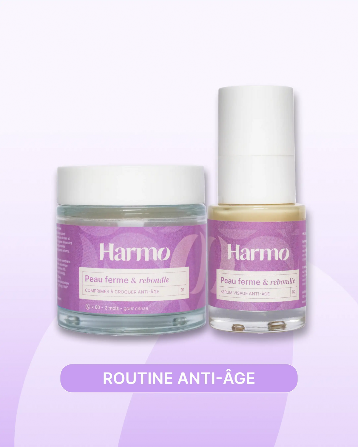Routine Anti-âge avec un sérum et pot de comprimés à croquer Harmo Peau ferme et rebondie côte à côte sur fond neutre